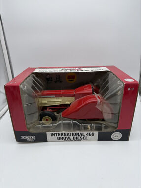 Case IH International 460 Grove Diesel Die-Cast Model Tractor 1/16 Scale